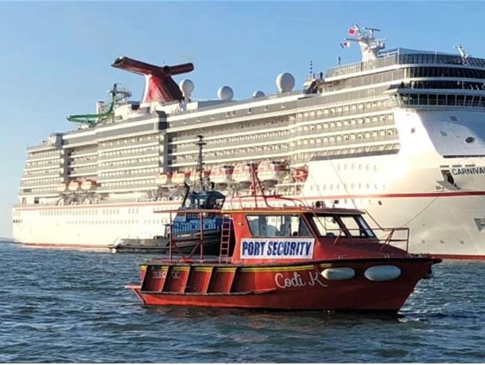 port-of-gladstone-marine-logistics-and-line-boat-operator-2