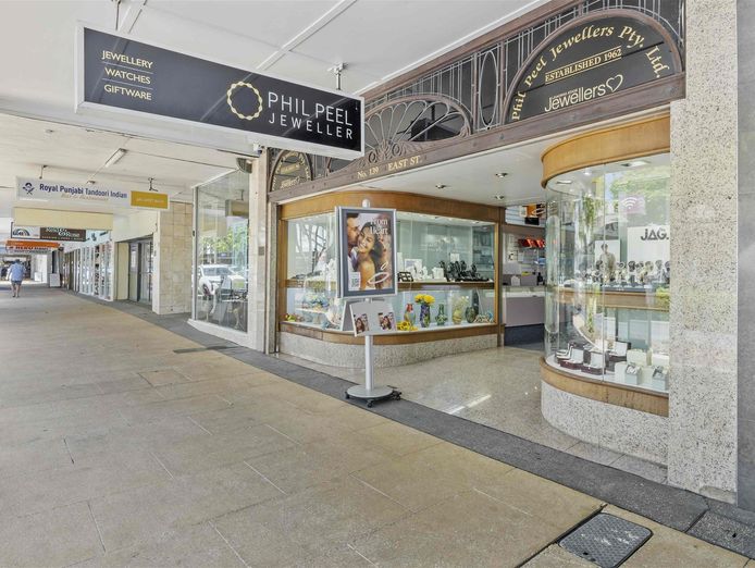 highly-respected-central-queensland-jeweller-4