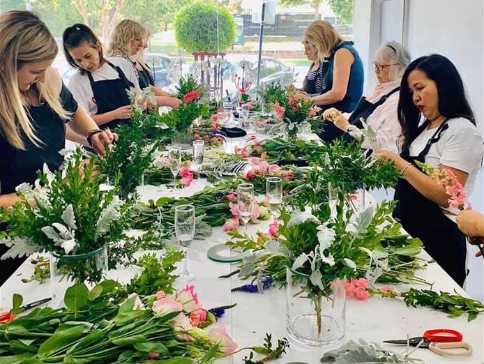 floristry-classes-amp-events-business-0