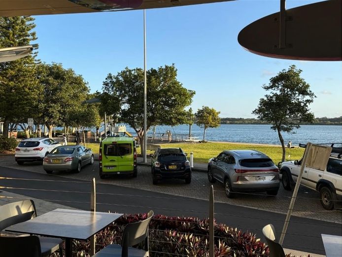 ice-cream-store-household-name-ballina-7