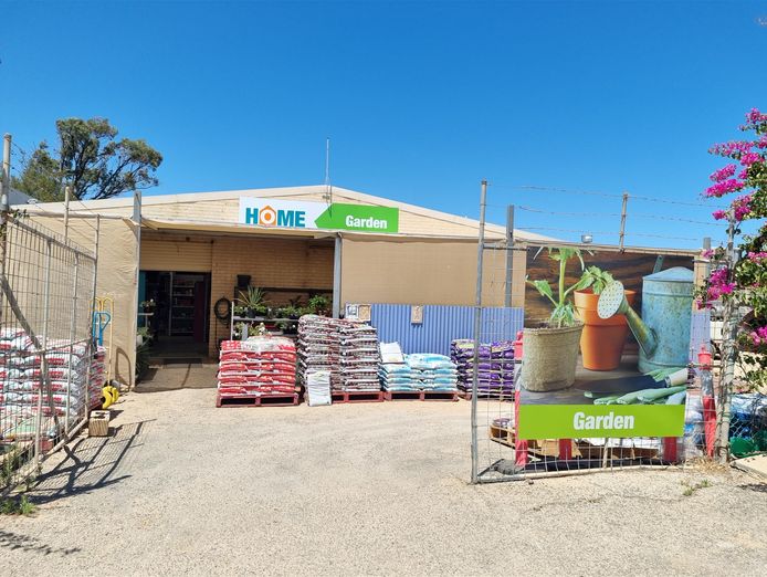 thriving-hardware-store-mid-north-wa-coastal-town-2