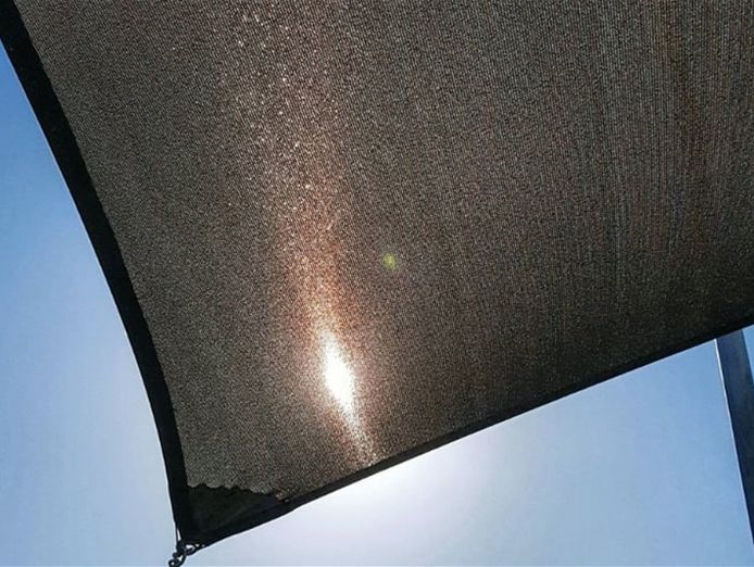 build-up-or-bolt-on-with-melbournes-custom-shade-solutions-3