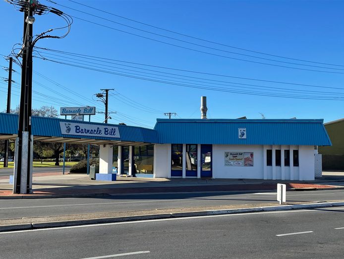 established-seafood-franchise-high-income-owner-operator-0