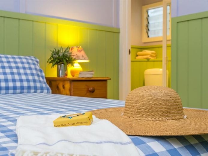 rare-freehold-coastal-lodge-boutique-accommodation-6