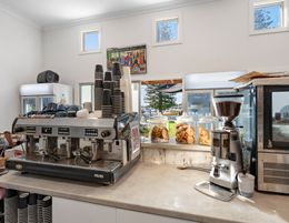 FLAVOURS CAFE - MARINA, GLADSTONE