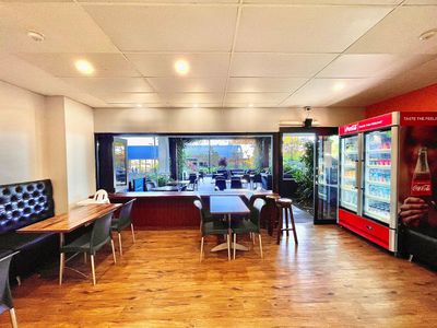 the-cotton-mill-cafe-gladstone-cbd-4