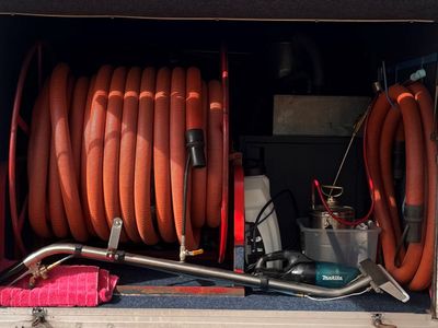 business-for-sale-boyne-carpet-cleaning-service-van-1
