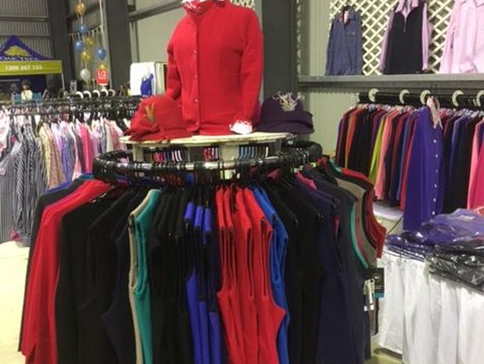 ladies-clothing-market-stall-2