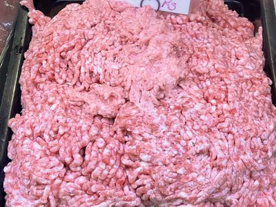 your-opportunity-to-grab-this-one-only-butcher-shop-in-carousel-for-189-000-7