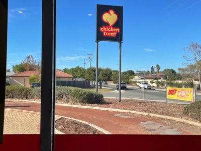 1st-time-on-seek-nor-very-easy-to-run-drive-thru-chicken-treat-for-239-000-0