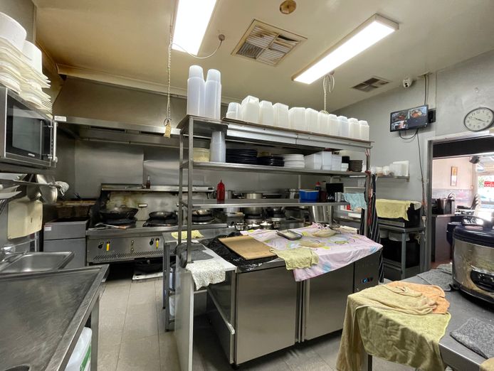 1st-time-on-seek-sor-successful-asian-hawker-takeaway-restaurant-for-168-000-3