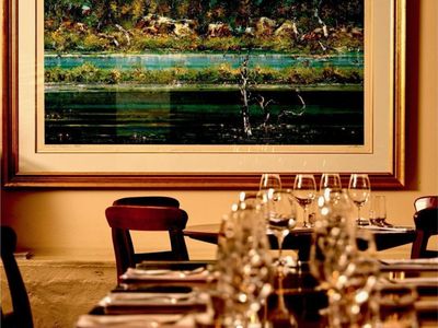 multiple-award-winning-fine-dining-45-years-of-success-26k-weekly-sales-0