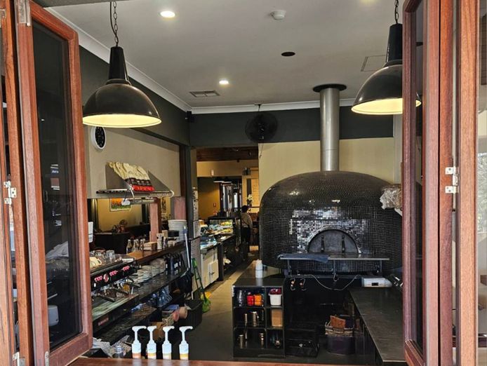 rapidly-growing-caf-233-amp-licensed-venue-4