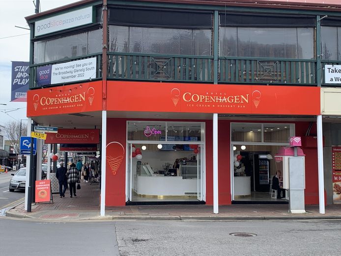 under-contract-profitable-glenelg-ice-cream-franchise-3