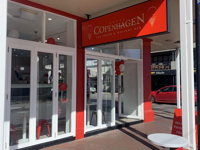 under-contract-profitable-glenelg-ice-cream-franchise-8