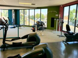 Successful gym & fitness business with huge space & modern equipment.   