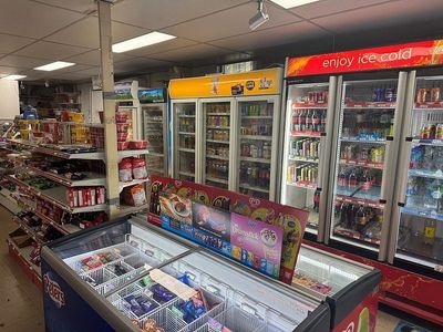 ref-3124-convenience-store-city-fringe-0