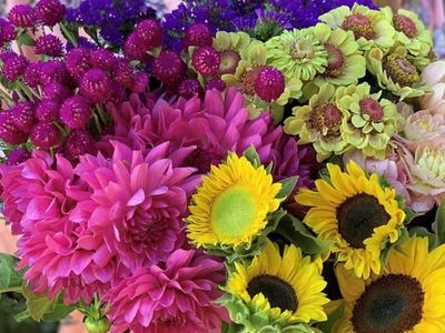 ref-3126-florist-gift-shop-blue-mountains-0