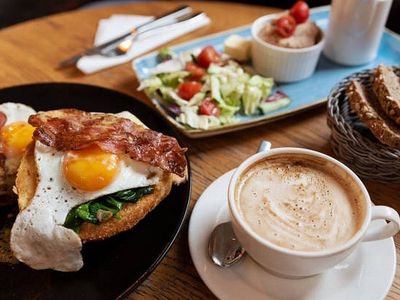 ref-3191-cafe-with-a-difference-with-themed-events-cafe-sout-0