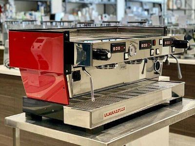 ref-2800-cafe-espresso-huge-20-000-price-drop-inner-west-0