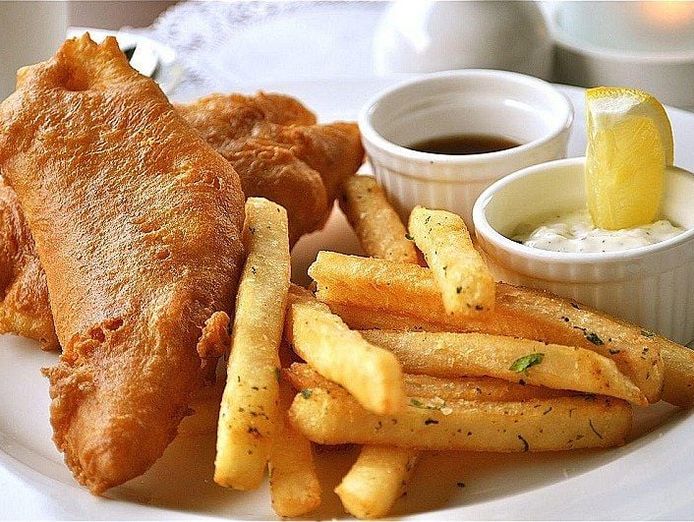 ref-2949-great-location-fish-amp-chips-northern-beaches-0