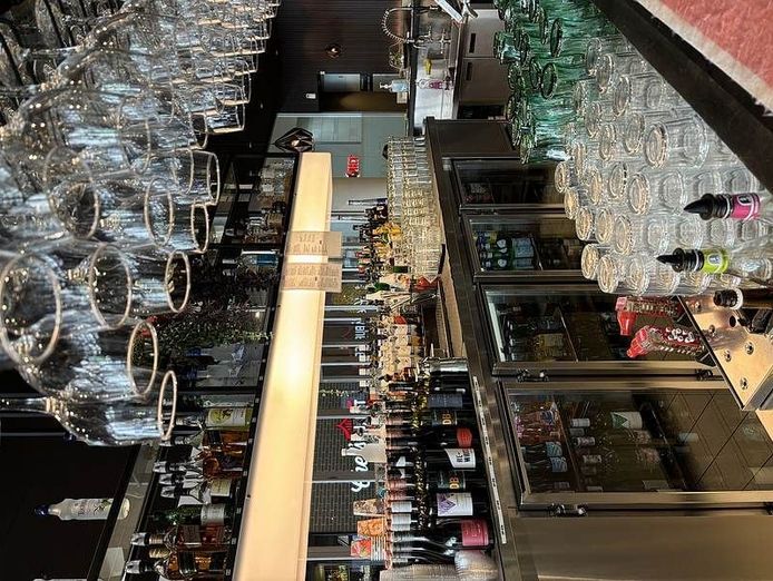 ref-3086-bar-amp-restaurant-western-suburbs-0