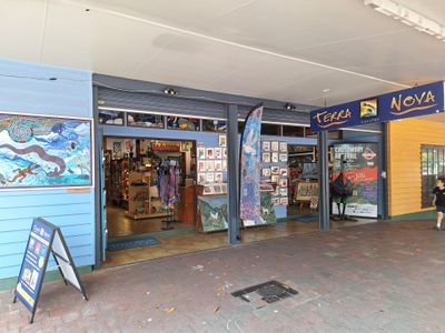prime-retail-art-gallery-in-kuranda-cairns-0