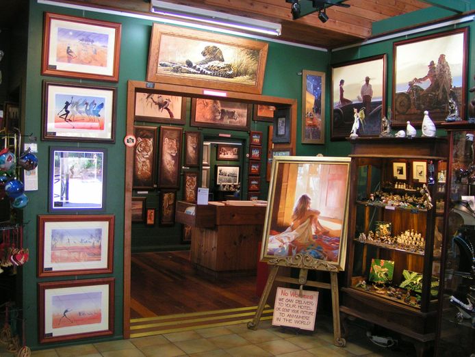 prime-retail-art-gallery-in-kuranda-cairns-3