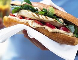 Promising Sandwich Franchise with Ideal Location  – Ref: 17357