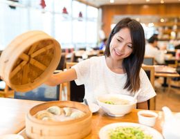Stylish Modern Chinese Restaurant in Ringwood Area – Ref: 13757