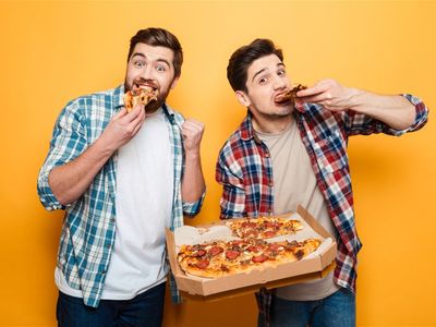 low-rent-6-night-pizza-takeaway-in-the-east-ref-15560-0