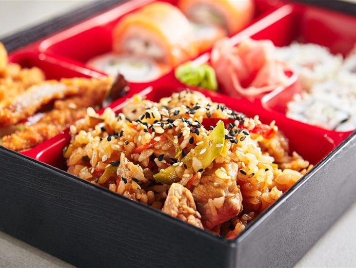 easy-to-operate-japanese-takeaway-with-accommodation-ref-13568-0