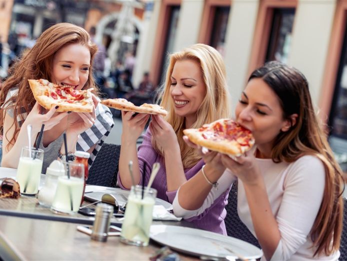 delicious-franchise-pizza-shop-in-south-east-shopping-area-ref-11168-0