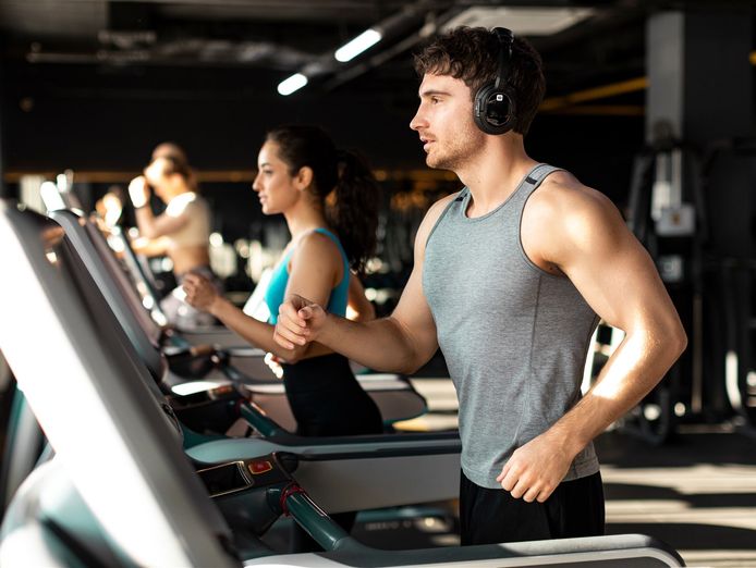 spacious-under-management-gym-in-melbournes-south-east-ref-11260-0