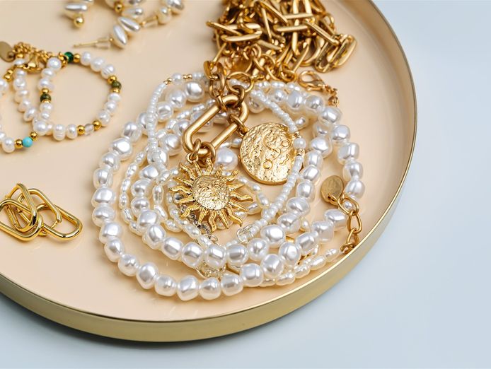 elegant-jewellery-store-in-major-dfo-centre-ref-17166-0