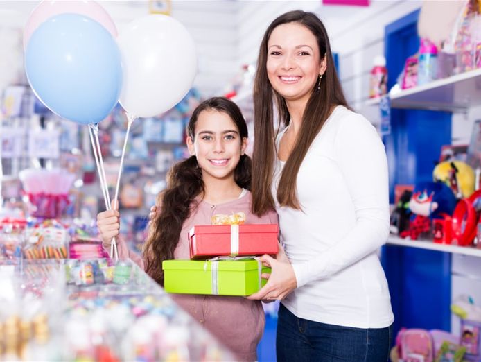 amazing-gifts-store-within-a-shopping-centre-ref-17754-0