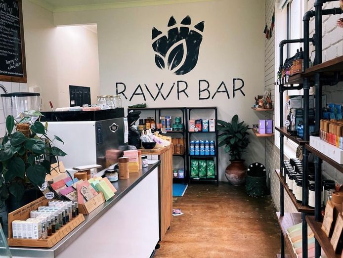 juice-bar-lifestyle-shop-for-sale-1