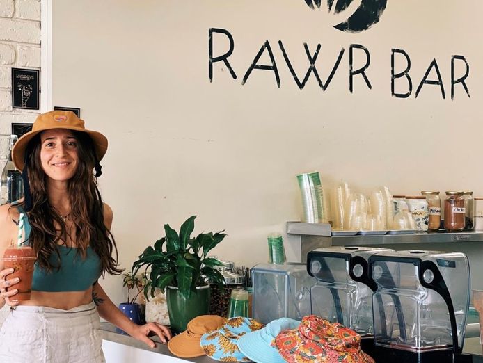 juice-bar-lifestyle-shop-for-sale-0