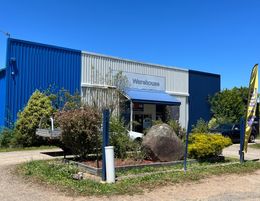 Warehouse Retailer Regional Central Victoria (GLJ2205)
