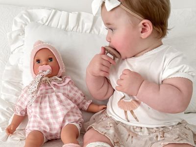 premium-toy-ecommerce-brand-dm2507-0