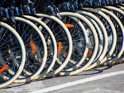 bicycles-and-cycling-accessories-retail-business-glj2508-1