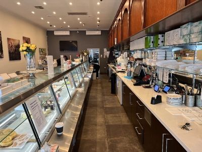 cake-shop-cafe-in-lalor-jasw0049-3