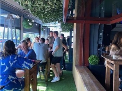 cafe-bar-entertainment-venue-in-eltham-jasw0046-3