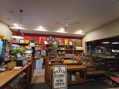 the-patch-store-and-lpo-sp2610-0