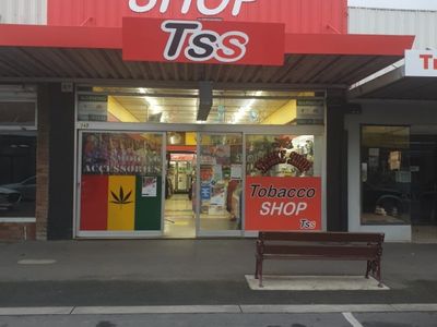 tobacconist-freehold-in-maryborough-jasw0036-0