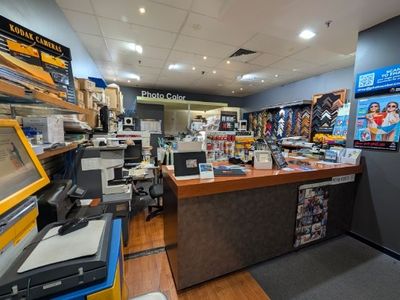 photo-processing-and-printing-retail-outlet-cs25134-2