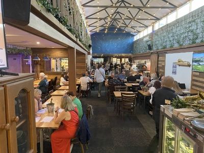 restaurant-bar-entertainment-venue-in-eltham-jasw0061-1
