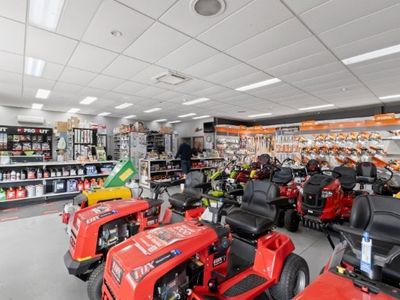 mower-corner-market-leading-outdoor-power-equipment-dealership-iwr2652-1