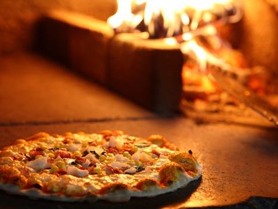 profitable-pizza-shop-for-sale-established-business-vs0314-0