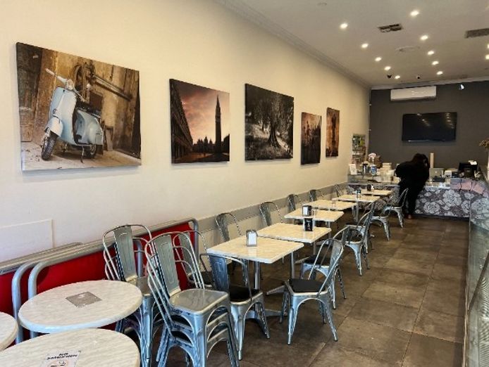cake-shop-cafe-in-lalor-jasw0049-2
